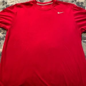Nike men’s shirt